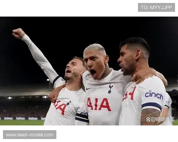 英超球队赞助收入：英超球队的赞助收入来源与影响。