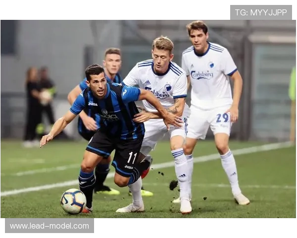 足球比赛中的全员协作与战术执行 足球比赛中的全员协作与战术执行