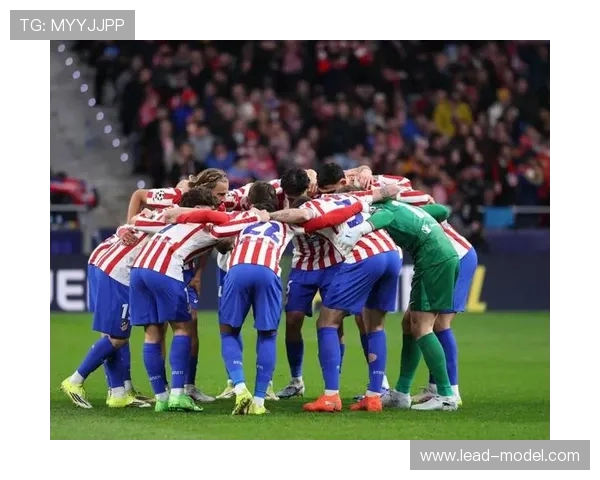 小西蒙尼在社交媒体分享马竞更衣室合照庆祝晋级国王杯决赛的喜悦时刻